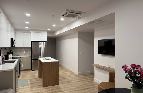 Beverly Grove Apartment | Where Los Angeles comes alive elevated living B