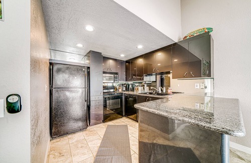 South Oceanside Condo | Whitewater Village Charm - 30 Night Minimum