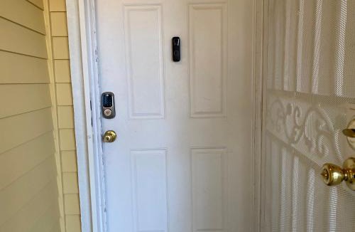 Southeastern Sacramento Hostel | WHOLE Family - Wholestyl