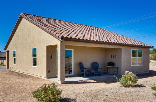 Wickenburg House | Wickenburg Golf Getaway w/Patio & Yard!