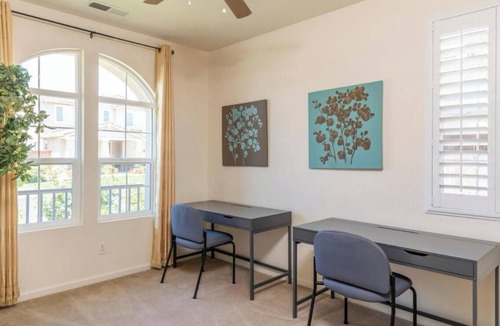 Elk Grove House | Wonderful convenience 4-bedroom house in nice safe neighborhood in Elk Grove, Ca