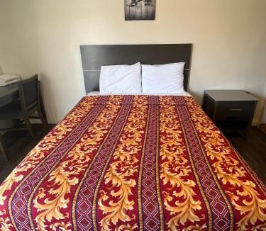 Lynwood Hotel | World Motel