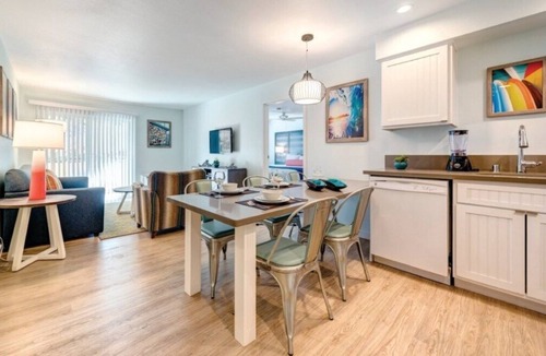 Mission Valley Hotel | WorldMark Mission Valley - 2 Bedroom Queen Accessible