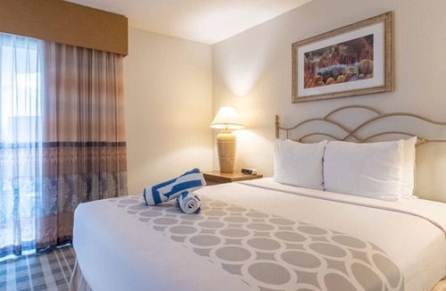 Baristo House | Your Palm Springs Escape! Full Kitchen, Outdoor Pool, Free Parking!