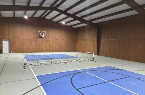 Williamson Villa | Zebra Ranch 16-Guest Compound Mtn VuSpaPKL BAL