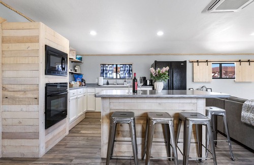 Williamson House | Zebra Ranch Vacation Rental | 1-BR Cottage Amazing Experience, Prescott | Mtn View Trails Rqt Ball