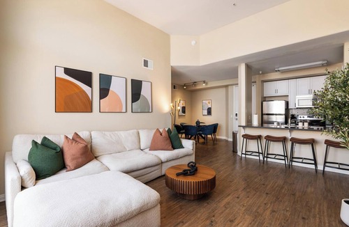 Marina del Rey Apartment | Zircon Zen - Quiet retreat 2BR Pool, Jacuzzi Marina
