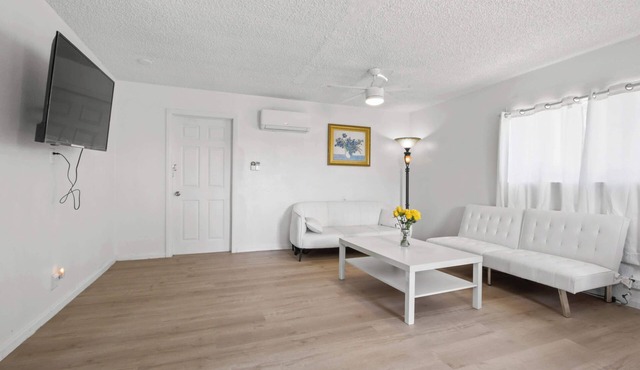 1BR Guesthouse in Ontario Pet Friendly