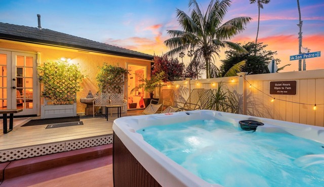 25% Off August! Walk To Beach, Private Jacuzzi*
