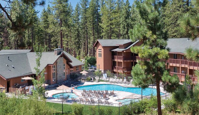 3 Bedroom Deluxe Condo, Sleeps 8, at Lake Tahoe, South Shore Resort!