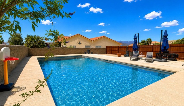3BR Fairway Home w/Pool & RV Hookup