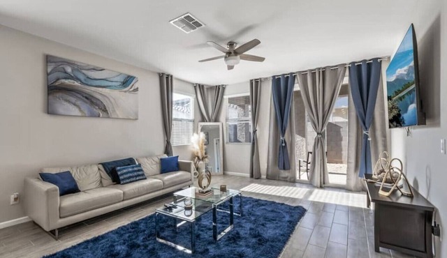 3BR w/King Bed | Sleeps 8 in Surprise