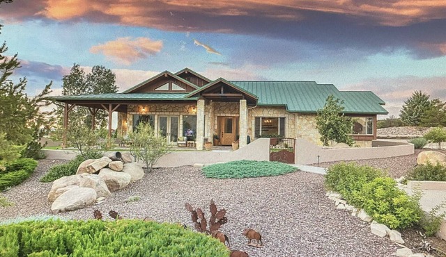5 Acre Horse Retreat - Incredible Mountain Sunset Views -Prescott AZ -Williamson