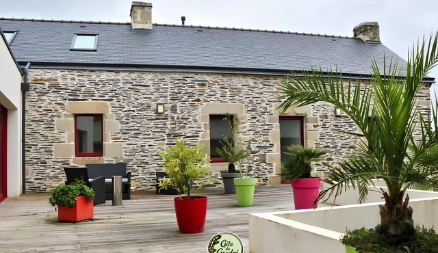 5* B&B in Brittany with private indoor pool, spa and sauna, 4 bedrooms