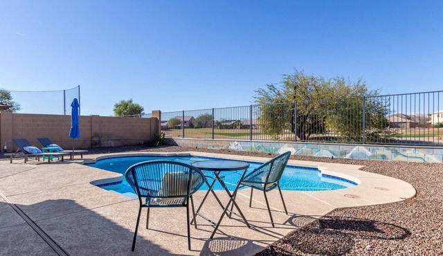 5BR/3BA Home with Private Heated Pool and Golf Course Views in San Tan Valley