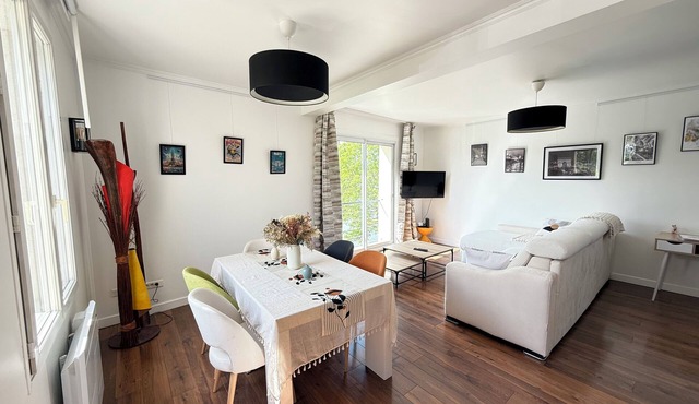 70m² duplex apartment Marne view - 5 pers, quiet, near Disneyland & train station