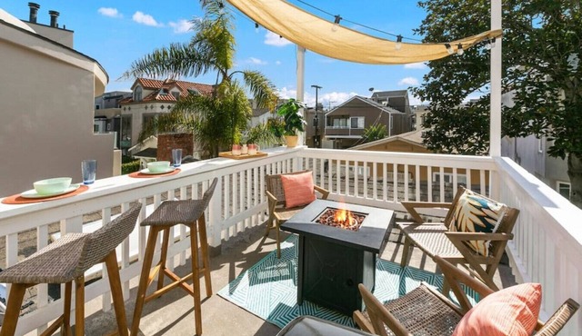 820 Portsmouth Relaunch · Right Between Bay & Beach Firepit, Patio