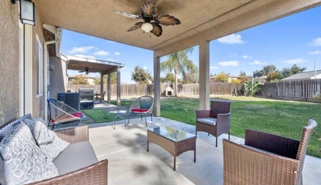 Abundant 3B/2b House Pet Friendly