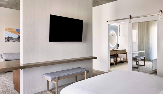 ADERO Scottsdale Resort, Autograph Collection
