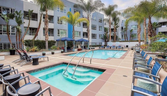 Amazing Apartments near the grove