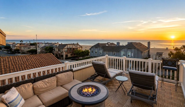 Amazing Location! Steps To Sand, Ocean/Sunset View