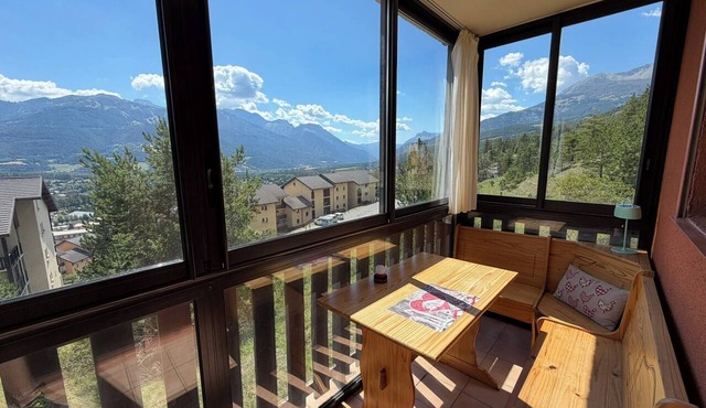 Balcon Panoramique Vue Montagne Barcelonnette