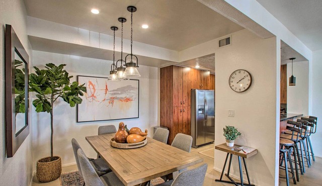 Balcony + Resort Perks: Bright Scottsdale Getaway!