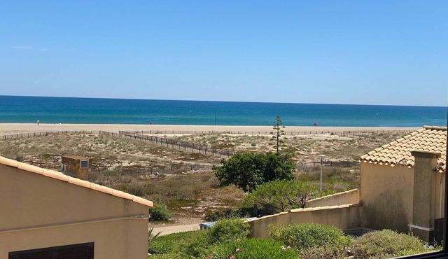 Beachfront Villa with Sea View, Sleeps 4, Parking, Near Shops & Aqualand, Pets Allowed