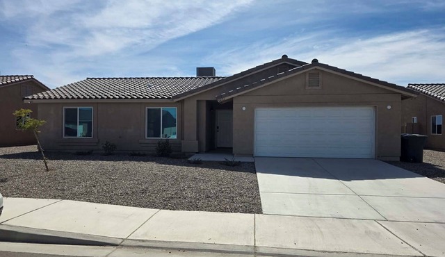 Beautiful 3-bedroom house with AC in wonderful Yuma