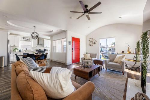 Beautiful Spanish Home near SoFi, Forum, LAX, DTLA