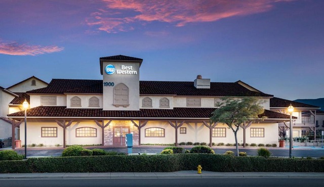 Best Western Corona Hotel & Suites