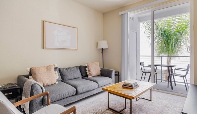 Blueground | Playa Vista, pool & AC, nr beach