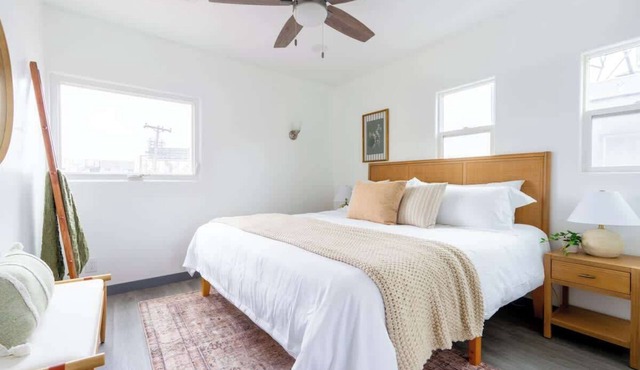 Boho Chic Retreat - Steps to Beach & Belmont Park!