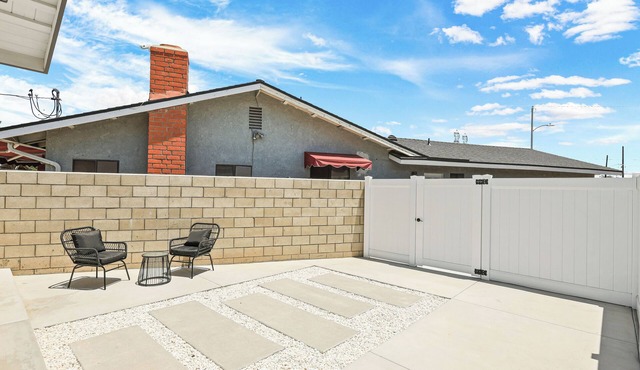 Brand New Stylish 3BR Guest House in heart of Fountain Valley