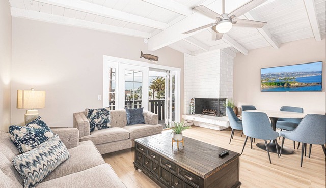 Bright Modern 6BR Vacation Home | 1 Block to Beach!