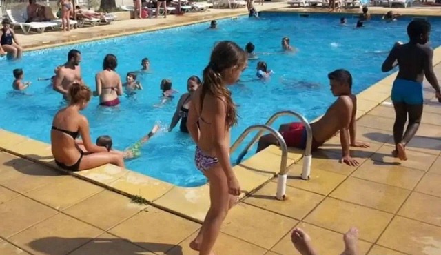 Camping 3 étoiles - Piscine - ccbfgbi