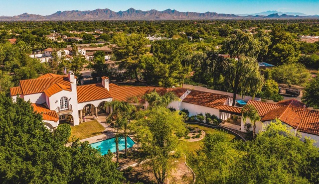 Catalina by AvantStay | 6BR Private Grand Estate | Gorgeous Backyard & Pool