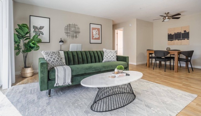 Charming 1BR in Fremont, Pool + Pet-Friendly