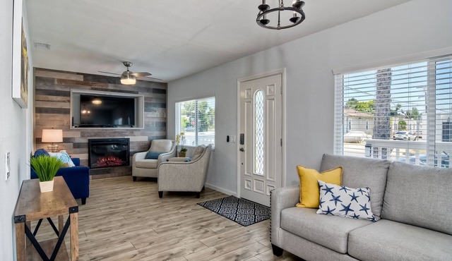 CHARMING BEACH COTTAGE FULLY REMODELED