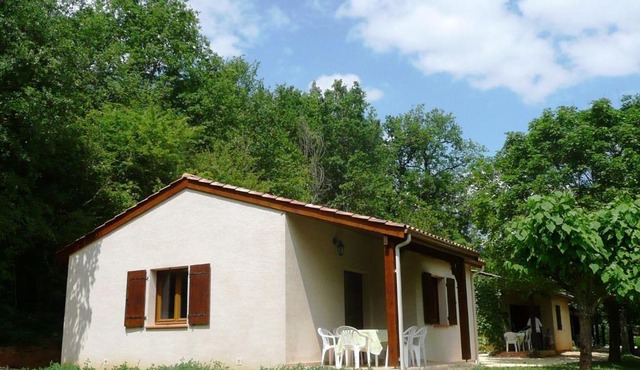 Comfortable house with terrace in south Dordogne