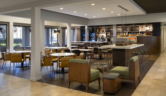 Courtyard by Marriott San Mateo Foster City