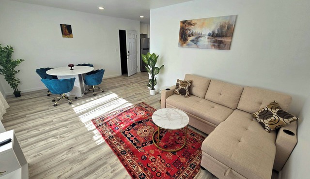 Cozy 1-bedroom apartment in Downtown beautiful San Diego with AC