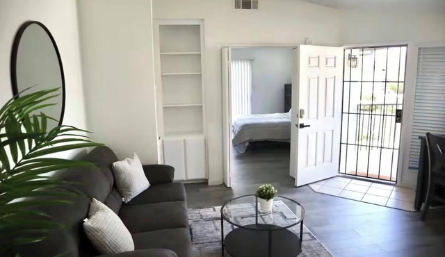 Cozy 1-bedroom Condominium