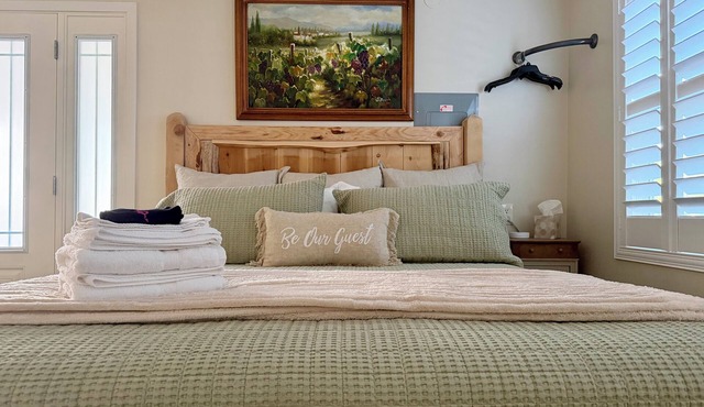 Cozy 1-Bedroom Guesthouse in the Country with HVAC, in Lodi
