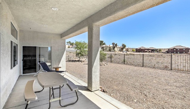 Cozy Bullhead City Home w/Patio & Mountain Views!