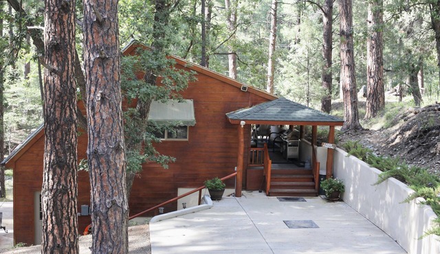 Cozy Cabin just 5 minutes from Lynx Lake