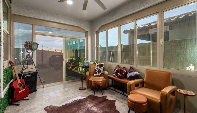 Cozy home with a modern touch. Perfect get-a-way that is quiet & serene.