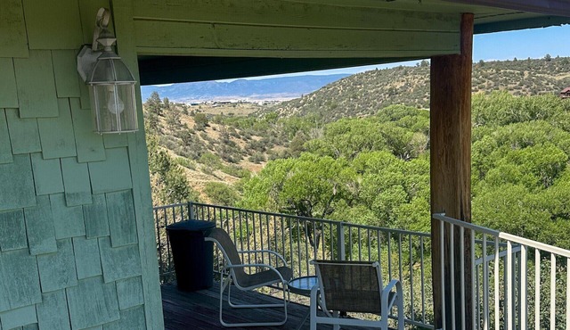 Creek Cottage - Prescott Cabin Rentals