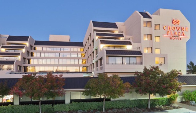 Crowne Plaza Hotel Foster City-San Mateo by IHG