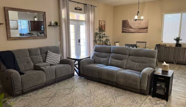 Cute & Comfortable 3BR Getaway for Relaxed Stays